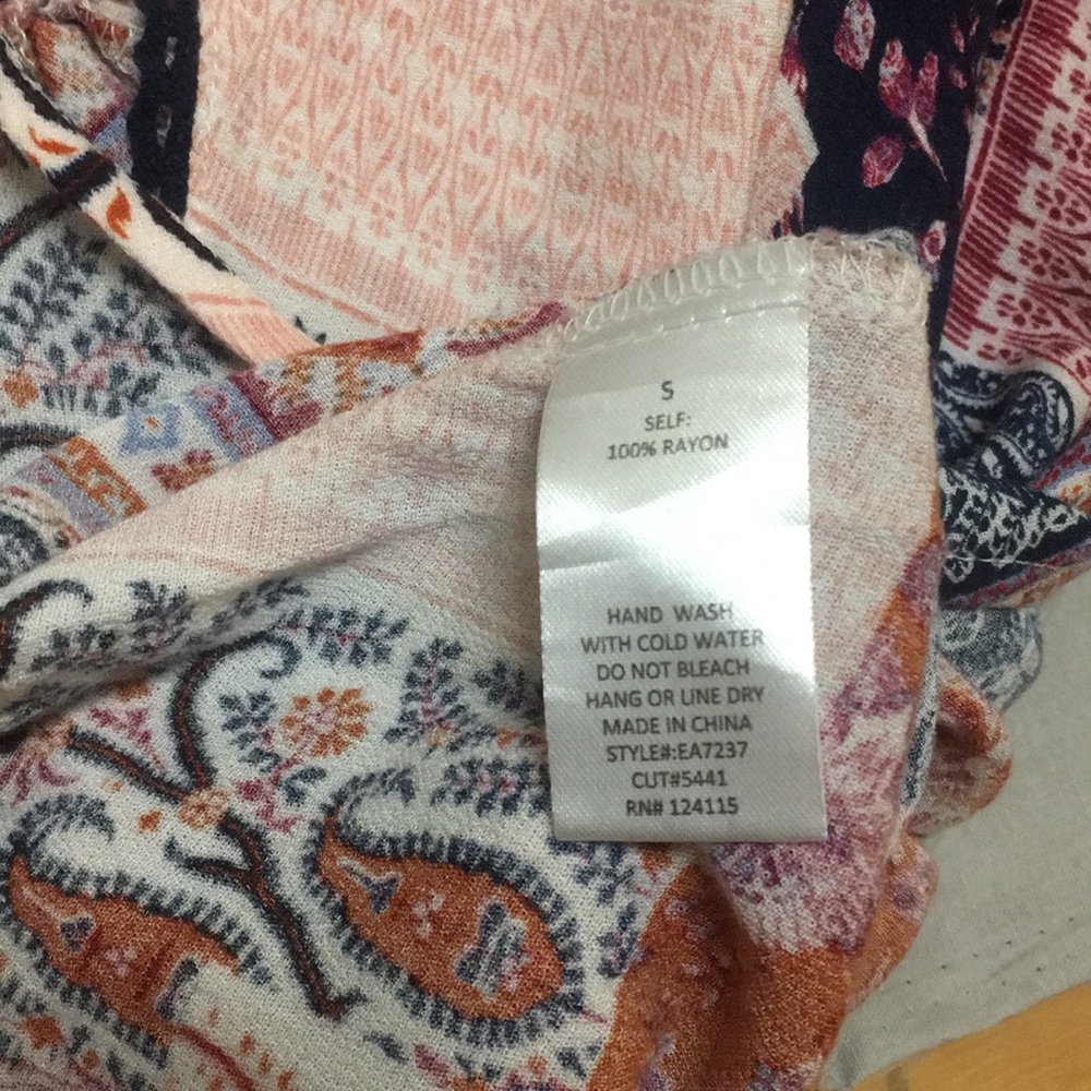 Patterned tank top - Picture 2 of 3